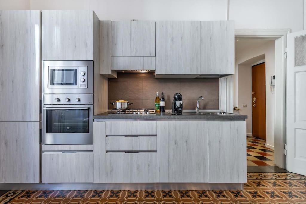 Appartamento Bilocale Zara - Stazione Centrale - Isola Design District Милан Экстерьер фото